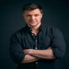 Shane McRae